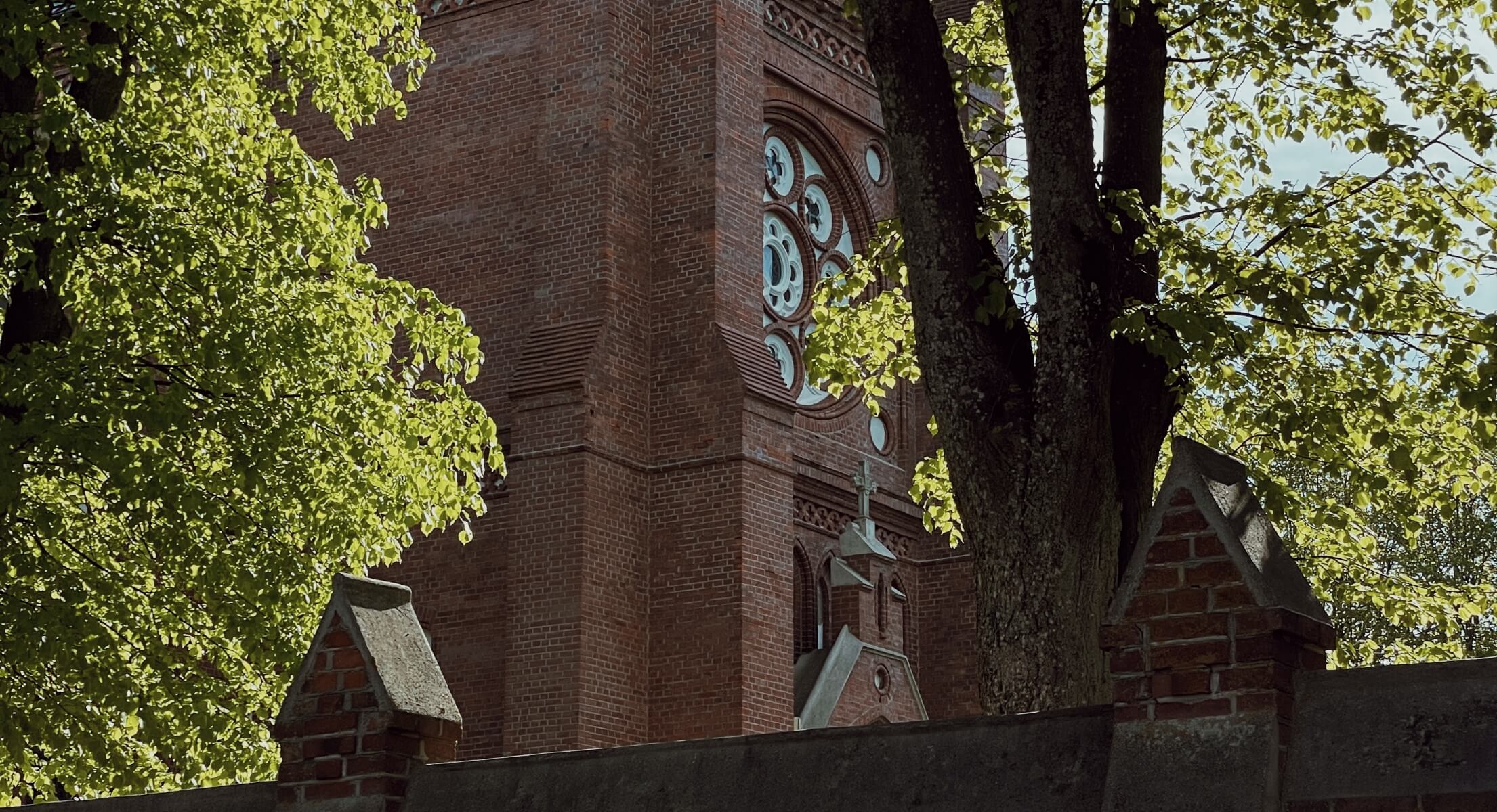 Senoji architektūra – „Švč. Mergelės marijos ėmimo į dangų“ bažnyčia